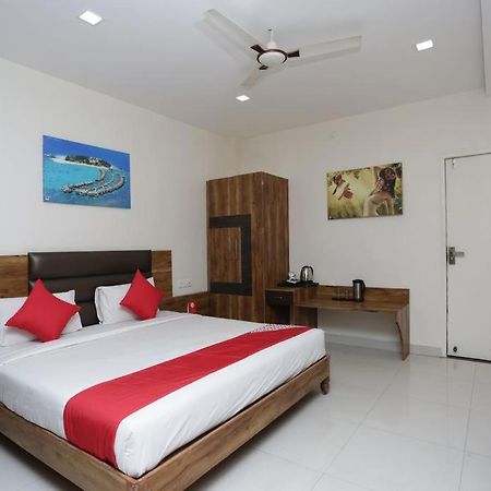 Hotel Rajmohan Palace Gwalior Bagian luar foto